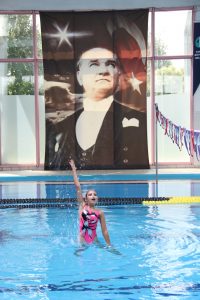 yaz spor okulunda bin üçyüz çocuk yüzme öğrendi (4)